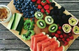 آیا با خوردن میوه به جای شام لاغر میشویم؟