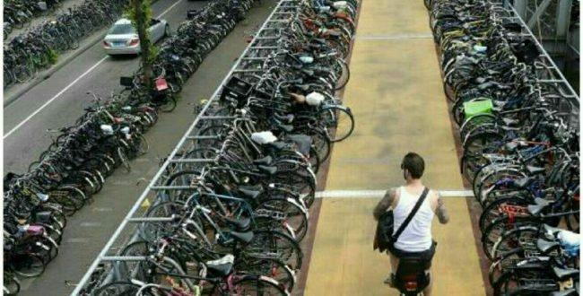 جمعیت هلند و دوچرخه های هلند