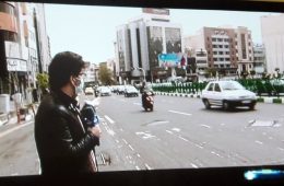 شلوغی امروز خیابان‌های تهران کار کرده با هر شهروندی که صحبت می‌کند، آن‌ها می‌خندند یا می‌گویند اشتباه کردیم