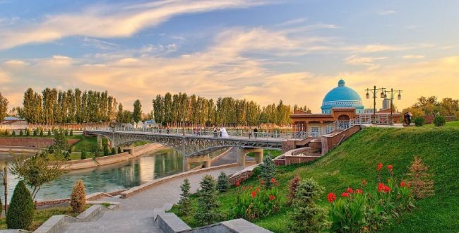ازبکستان به گردشگرانی که مبتلا به کرونا شوند ۳ هزار دلار پرداخت می‌کند
